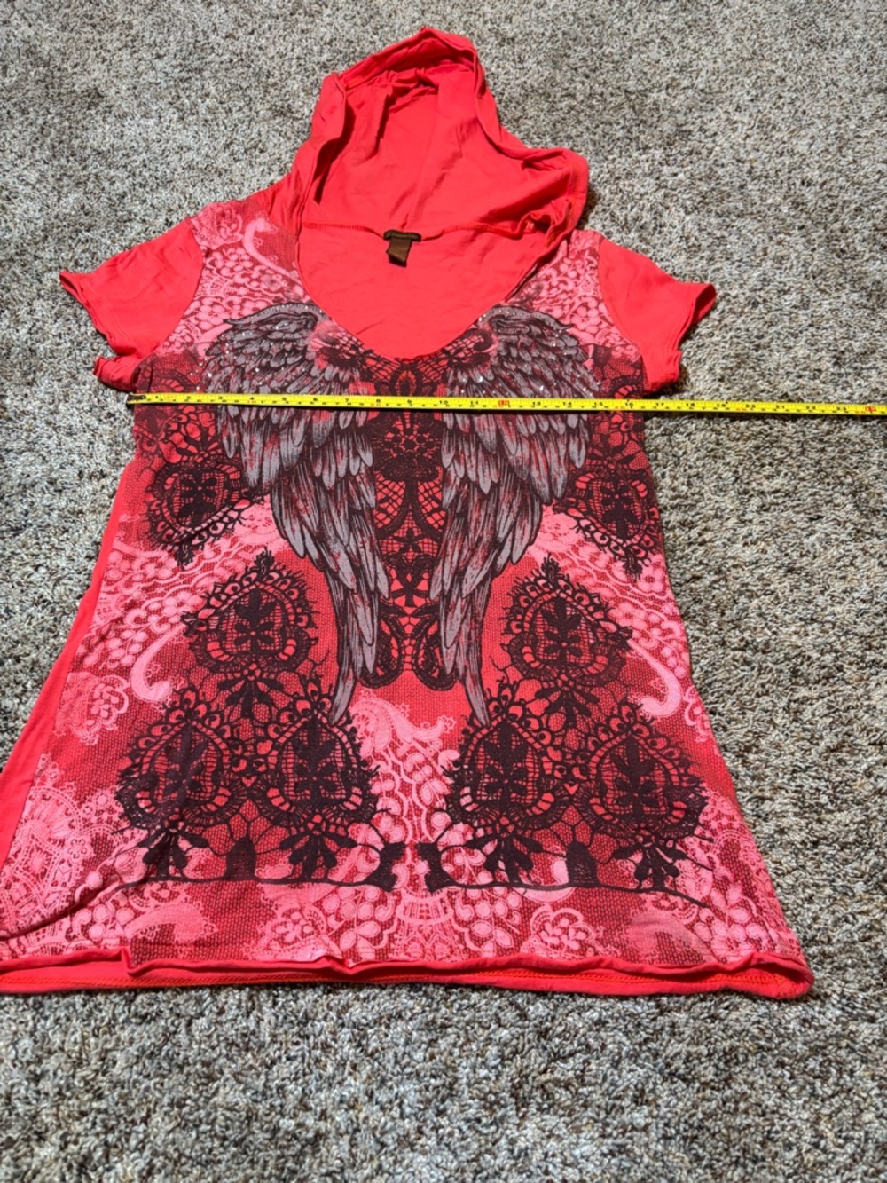 E87 Copper Key Coral Hooded V-Neck Tee with Angel Wing Graphic, Size XL - Picture 3 of 6